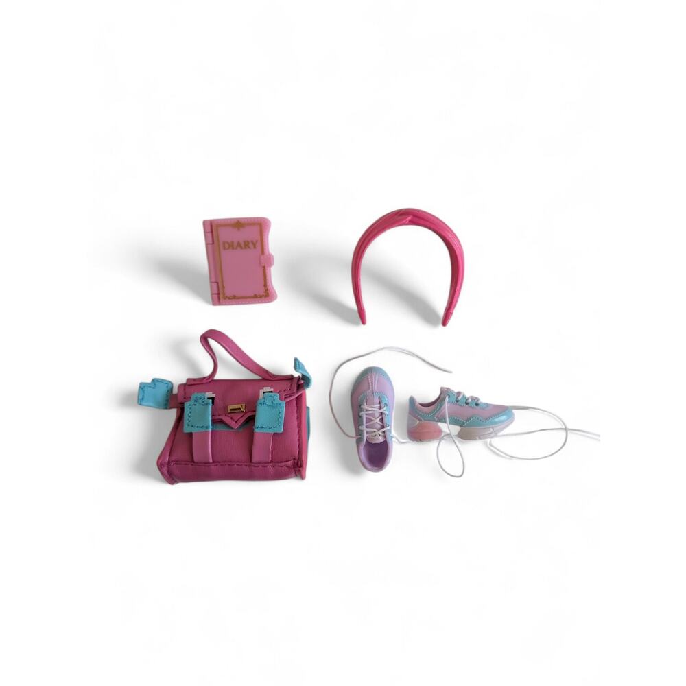 Zuru Mini Brands Fashion Series 4 Pink Blok Handbag Sneakers Diary Headband